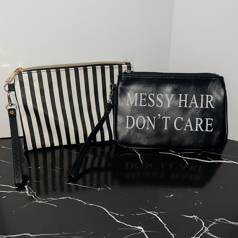 Wristlet Bundle! - image 1